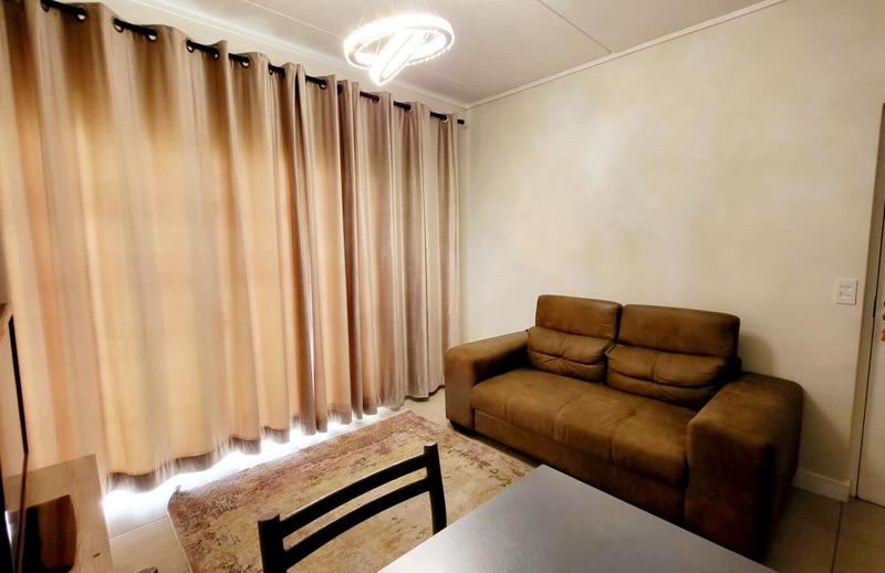 1 Bedroom Property for Sale in Sandown Western Cape